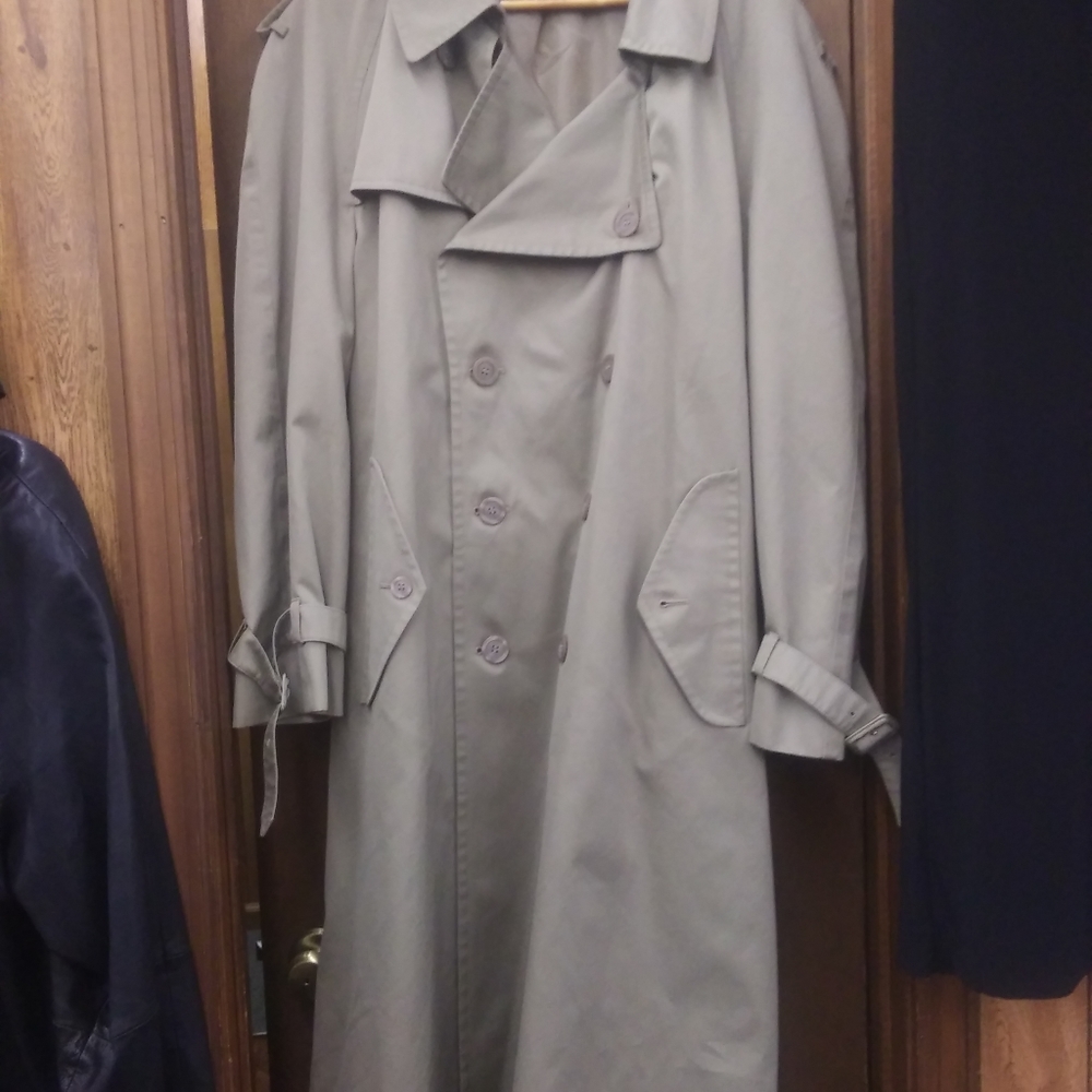 Vintage london towne trench coat